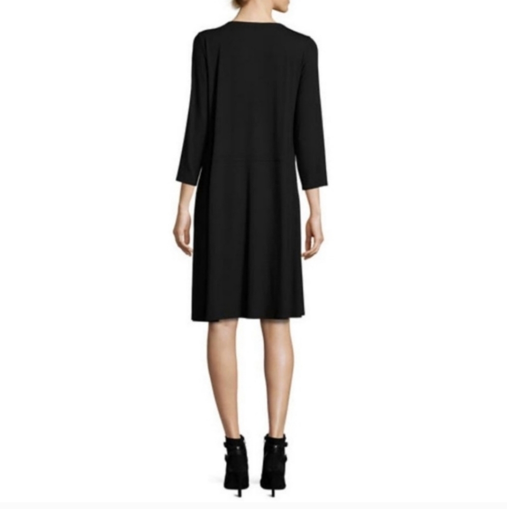 EILEEN FISHER Sz M Black Stretch Knit Shift Dress V Neck 3/4 Sleeves Knee Length - Picture 2 of 13